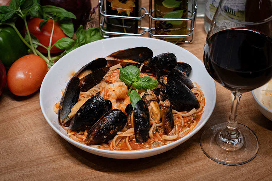 Luigi's Italian Bistro interior